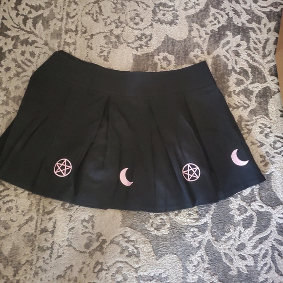 NWT Dollskill skirt - Picture 2 of 3